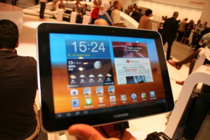 Samsung Galaxy Tab 8.9 : Démonstration vidéo au salon de l'IFA 2011 1