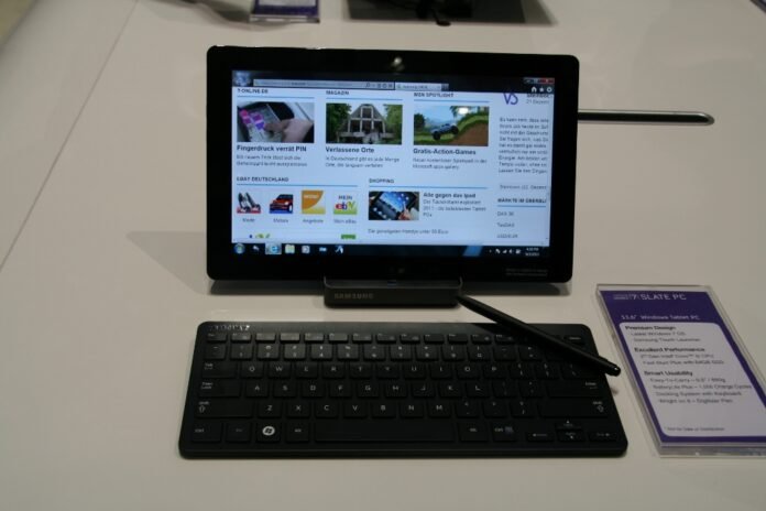 Samsung Slate PC Series 7 : démonstration de la tablette pc au salon de l'IFA 2011 2
