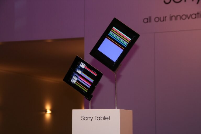 Les tablettes Sony Tablet S et Sony Tablet P en vidéo au salon de l'IFA 2011 3