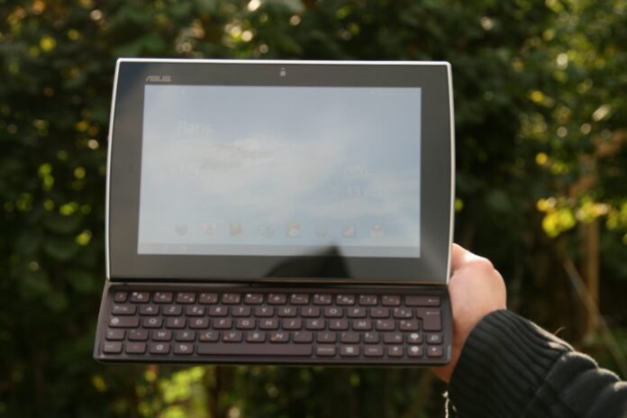 Test complet de la tablette Asus Eee Pad Slider SL101 4