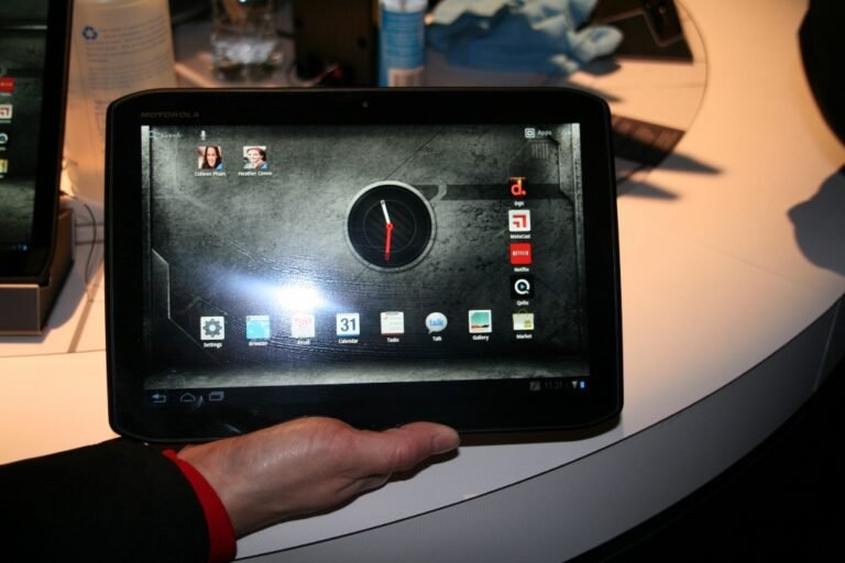 CES 2012 : Démonstration des tablettes Motorola Xoom 2 et Xoom media Edition 6