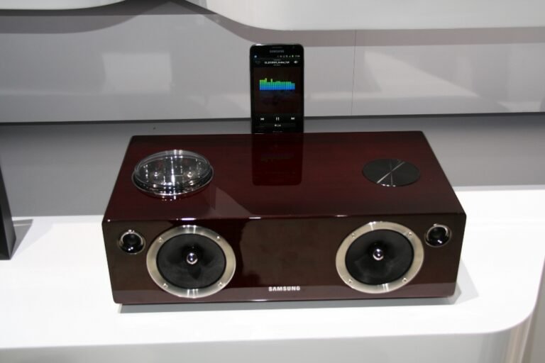 CES 2012 : l'Audio Dock Samsung DA-E750 4