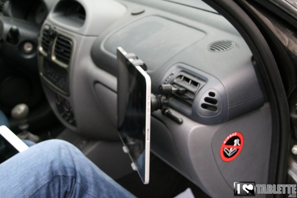 Support voiture pour iPad et tablettes tactiles : le support grille aérateur iPilot  9