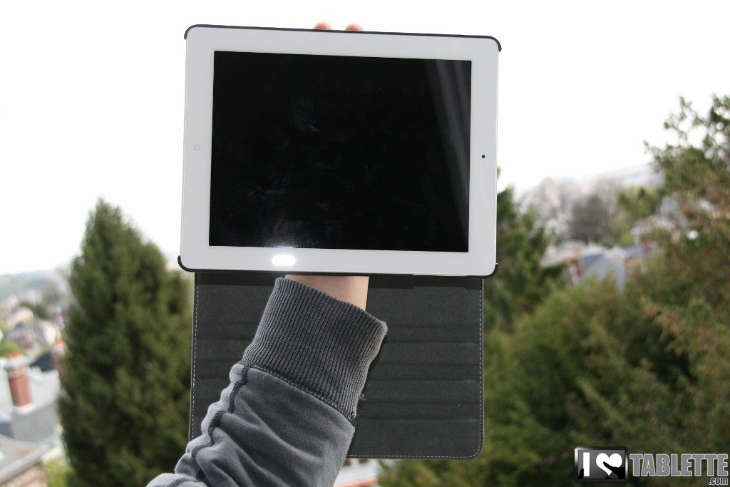 Étui Nouvel iPad : anyCase, une housse multi-fonctions pour le nouvel iPad 10