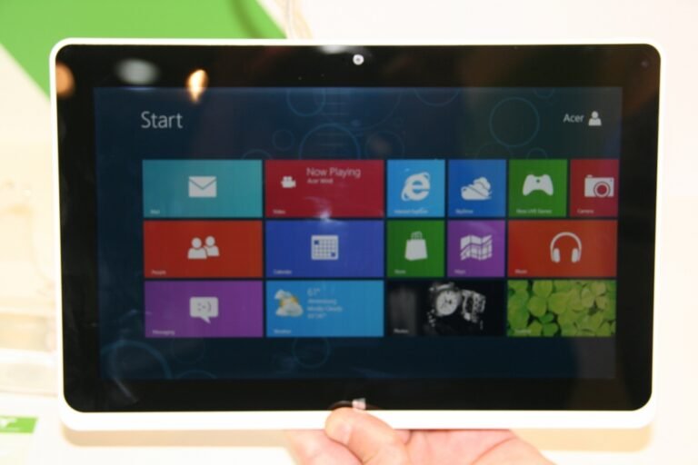 Acer Iconia Tab W510 : prise en main de la nouvelle tablette Windows 8 à l'IFA de Berlin 1