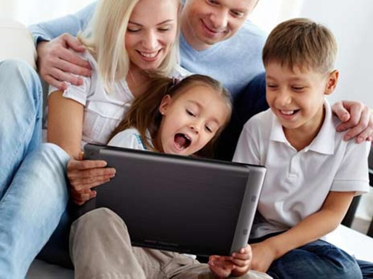 Archos lance la tablette FamilyPad avec un écran de 13.3 pouces 1