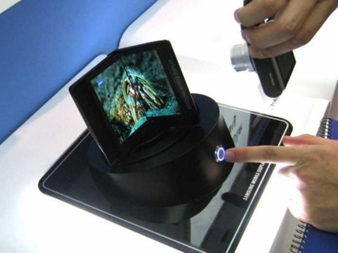 Samsung serait sur le point de commercialiser la première tablette à écran pliable 2
