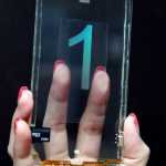 Polytron présente un smartphone transparent !  4