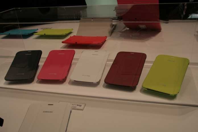 [MWC 2013] Une petit tour du côté des accessoires Samsung pour tablettes et smartphones 1