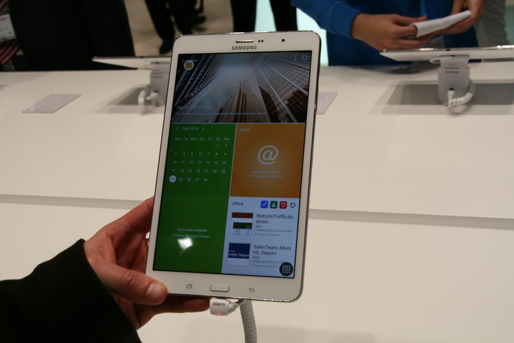 [MWC 2014] Photos et vidéos des tablettes Samsung Galaxy Tab Pro 8.4