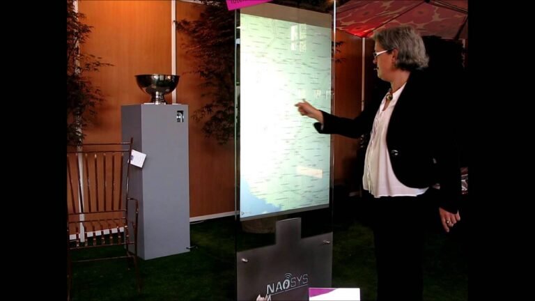 Naotab : la tablette tactile de 2 mètres de haut ! 4