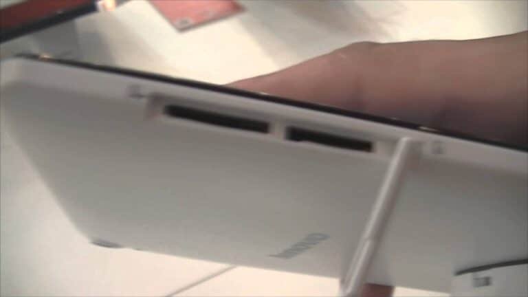 IFA 2014 : Photos et vidéo de la tablette Lenovo Tab S8 1