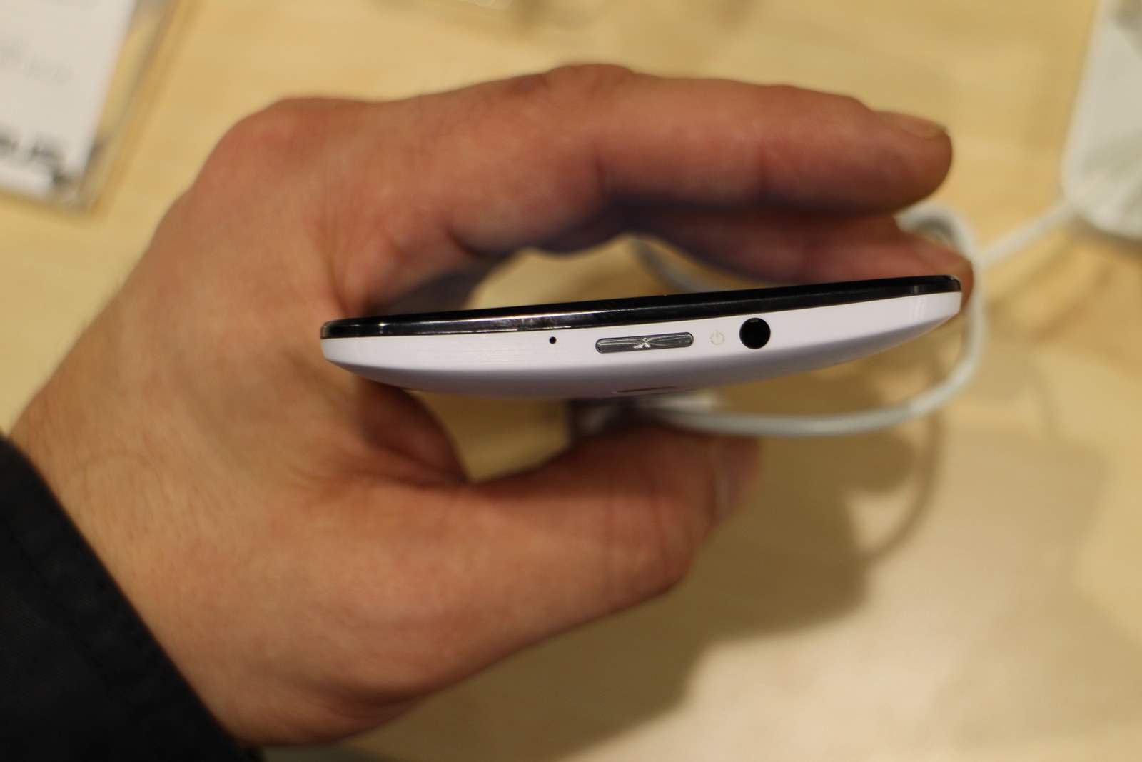 [MWC 2015] Asus Zenfone 2, une phablette de 5.5 pouces 3
