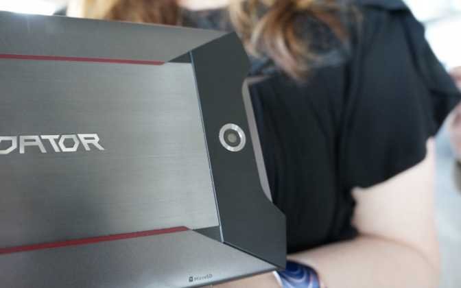 Acer dévoile une tablette orientée jeux vidéo : la Acer Predator Tablet 2