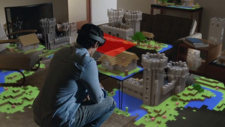 Le casque Microsoft HoloLens ne sera pas disponible avant 5 ans pour le grand public