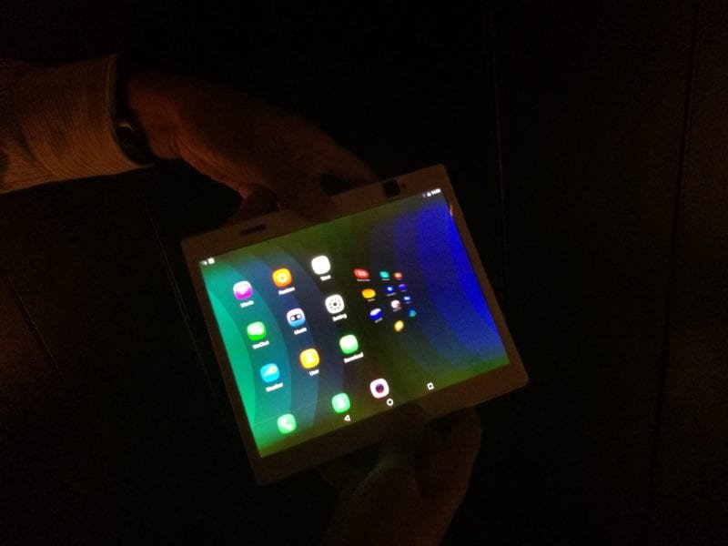 Lenovo Tech World 2016 : le Phab 2 Pro, nouvelle gamme Moto Z et premiers écrans flexibles !